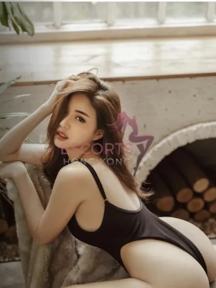 Claire profile photo 1
