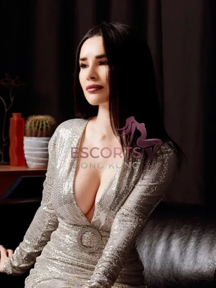 Crystal profile photo 1