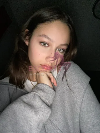 Elisa profile photo 1