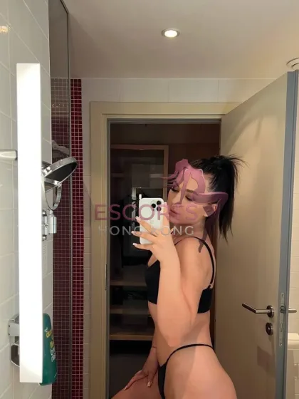 Mia profile photo 1