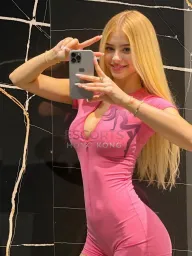 April profile photo 3