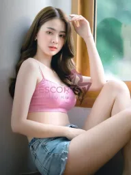 Emily Danielsen profile photo 5