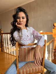 Julia profile photo 13