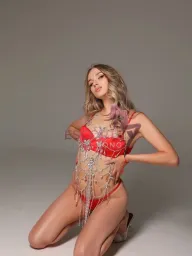 Lana profile photo 4