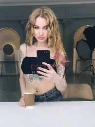 Lana profile photo 5