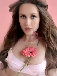 Lily profile photo 2