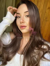 Lucia profile photo 6