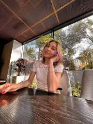 Mona profile photo 6