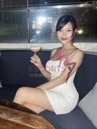Monica profile photo 14
