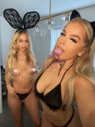 Mila and Nora photo 9