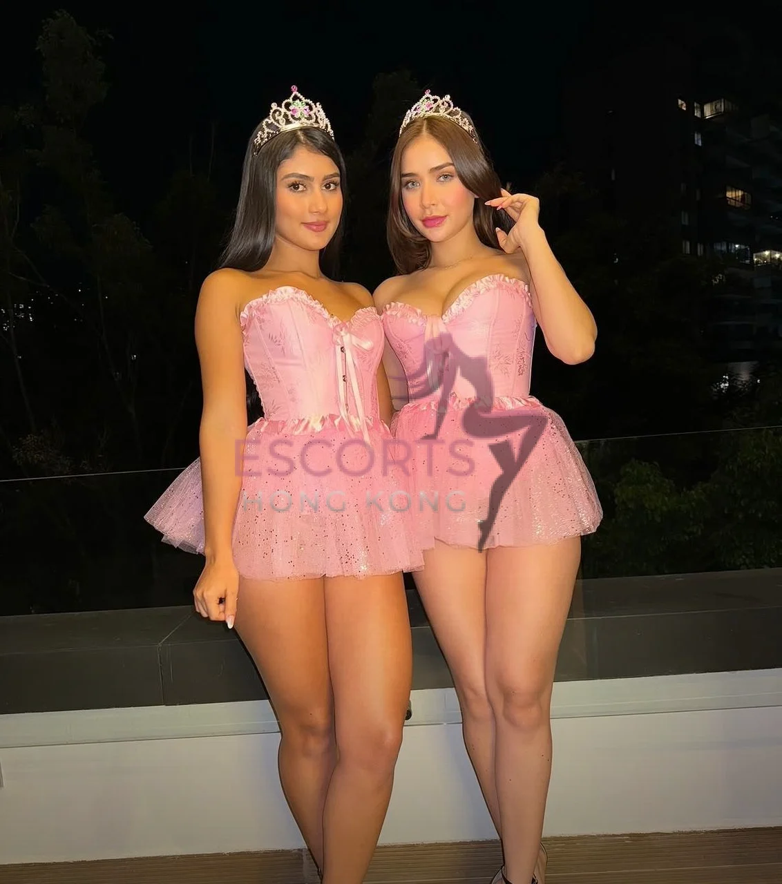 Sofia and Anna photo 1